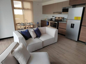 Hermoso apartamento nuevo en zona 10!